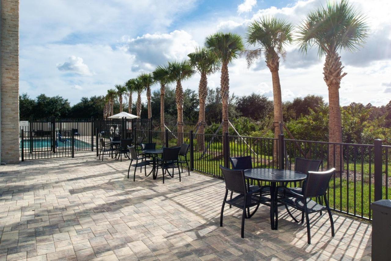 Holiday Inn Express Orlando - South Park By Ihg Williamsburg Exterior photo