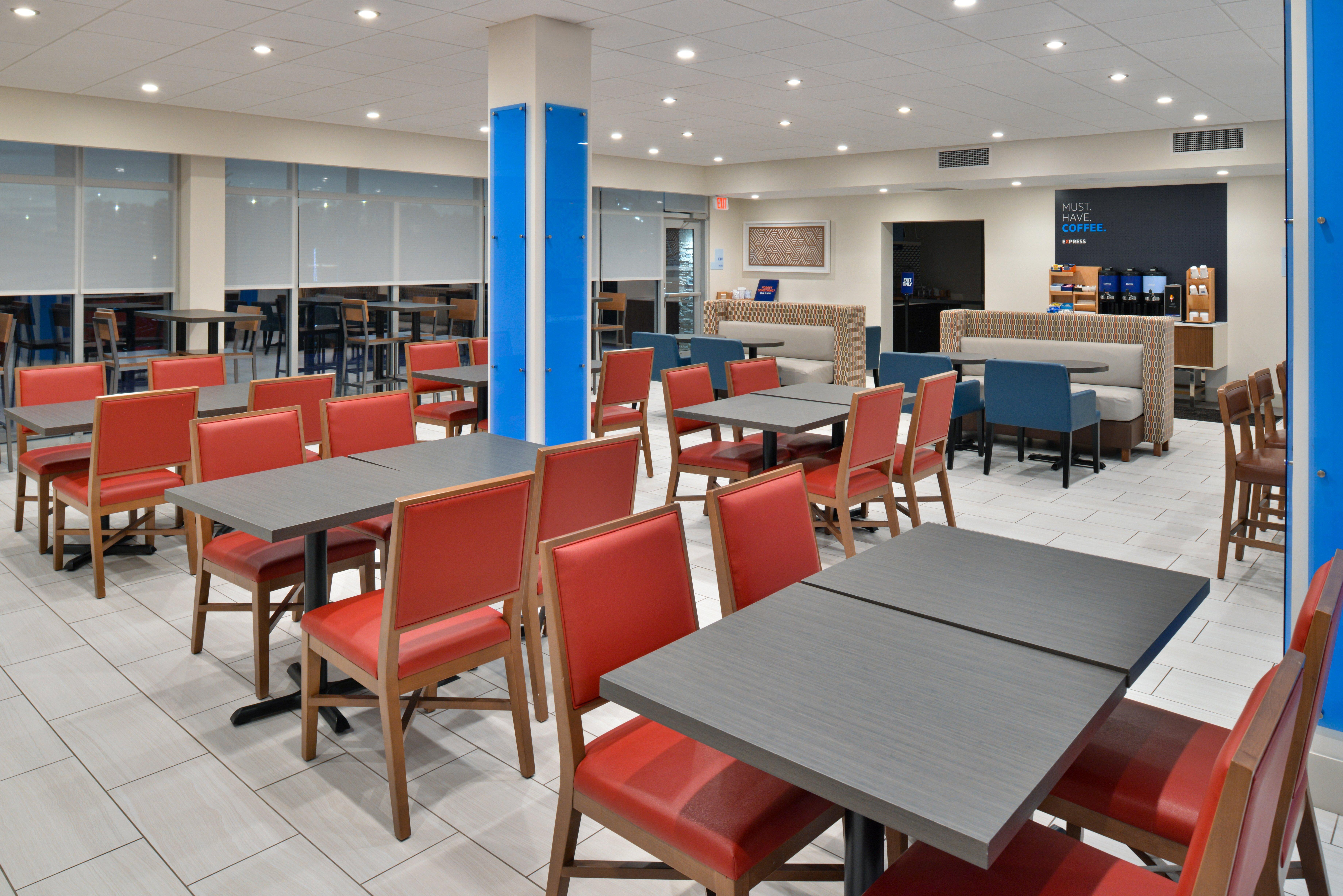 Holiday Inn Express Orlando - South Park By Ihg Williamsburg Exterior photo
